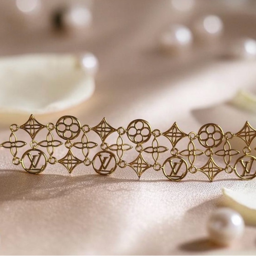 LV Lace Bracelet + Dust bag - Picture 8 of 10